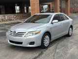 Used 2011 Toyota Camry LE image 2
