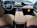 New 2025 INFINITI QX80 Sensory image 5