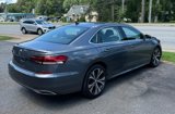 Used 2021 Volkswagen Passat 2.0T SE image 4