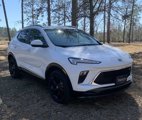 Used 2024 Buick Encore GX Sport Touring image 2