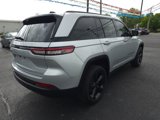 Used 2023 Jeep Grand Cherokee Altitude image 4