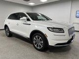 Used 2023 Lincoln Nautilus Reserve image 2
