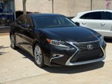 Used 2016 Lexus ES 350 w/ Luxury Package w/Wood Trim image 3