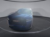 Used 2023 GMC Acadia SLE w/ Driver Convenience Package image 3