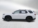 New 2025 Honda Pilot Touring image 6