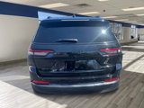 Used 2023 Jeep Grand Cherokee L Laredo image 5
