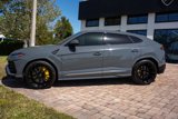 Used 2021 Lamborghini Urus image 2