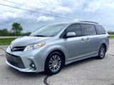 Used 2020 Toyota Sienna XLE image 3