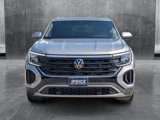 Used 2025 Volkswagen Atlas Cross Sport SE image 2