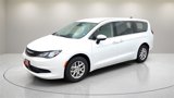 Used 2023 Chrysler Voyager LX image 4