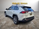 Used 2023 Toyota RAV4 XLE Premium image 5
