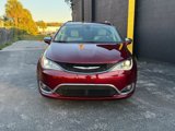 Used 2020 Chrysler Pacifica Limited image 2