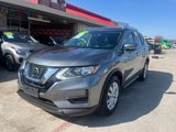 Used 2018 Nissan Rogue SV image 2