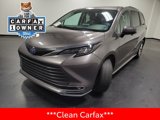 Used 2024 Toyota Sienna XLE image 4