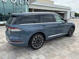 New 2025 Lincoln Aviator Black Label image 2