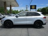 Used 2017 Porsche Cayenne S image 3