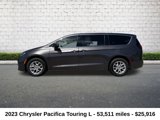 Used 2023 Chrysler Pacifica Touring-L image 6