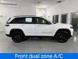 Used 2024 Jeep Grand Cherokee Altitude image 3
