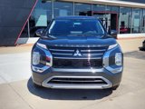 New 2025 Mitsubishi Outlander SE image 2