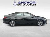 Used 2023 Hyundai Elantra Limited w/ Cargo Package image 6
