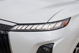 Used 2025 INFINITI QX80 Sensory image 3