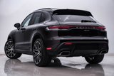 Certified 2024 Porsche Macan image 3