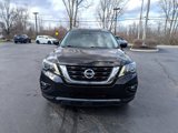 Used 2018 Nissan Pathfinder SV image 2