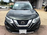 Used 2020 Nissan Rogue SV image 3