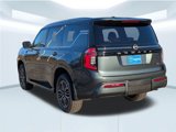 New 2025 Nissan Armada SL w/ Captain's Chari Seat Package image 4
