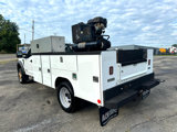 Used 2017 Ford F550 2WD Regular Cab Super Duty image 3