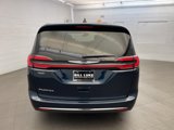 New 2025 Chrysler Pacifica Select image 4