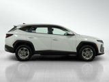 Certified 2025 Hyundai Tucson SE image 6