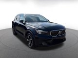 Used 2024 Volvo XC40 B5 Core image 3
