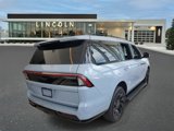 New 2025 Lincoln Navigator Reserve image 4