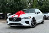 Used 2024 Volvo S60 B5 Core image 2