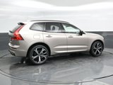 New 2025 Volvo XC60 B5 Ultra w/ Protection Package Premier image 2