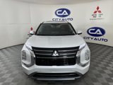 New 2025 Mitsubishi Outlander SE image 2