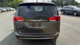 Used 2018 Chrysler Pacifica Touring-L w/ Premium Audio Group image 5