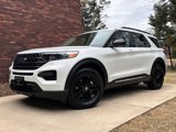 Used 2021 Ford Explorer XLT image 2
