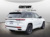 New 2025 Jeep Grand Cherokee Summit image 4