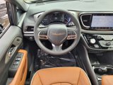 New 2025 Chrysler Pacifica Pinnacle image 5