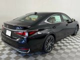 New 2025 Lexus ES 300h w/ Premium Package image 3
