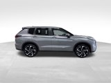 Used 2024 Mitsubishi Outlander SE image 4