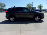 Used 2018 Jeep Cherokee Latitude Plus w/ Cold Weather Group image 5