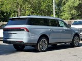 New 2025 Lincoln Navigator L Reserve image 3