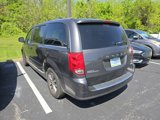 Used 2017 Dodge Grand Caravan SXT image 5