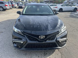 Used 2022 Toyota Camry SE image 3