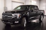 Used 2024 Ford F150 Platinum w/ Equipment Group 703A Plus image 3