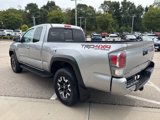 Used 2020 Toyota Tacoma TRD Off-Road image 4