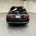 Used 2017 Honda Accord Touring image 4